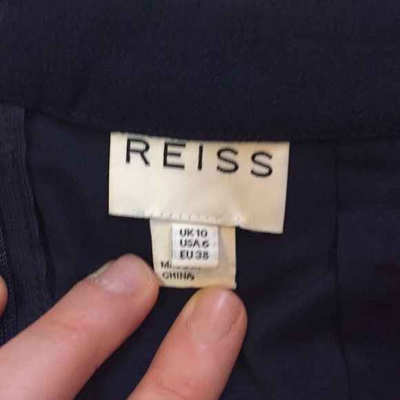 Reiss laser cut navy skirt - Picture 3 of 4